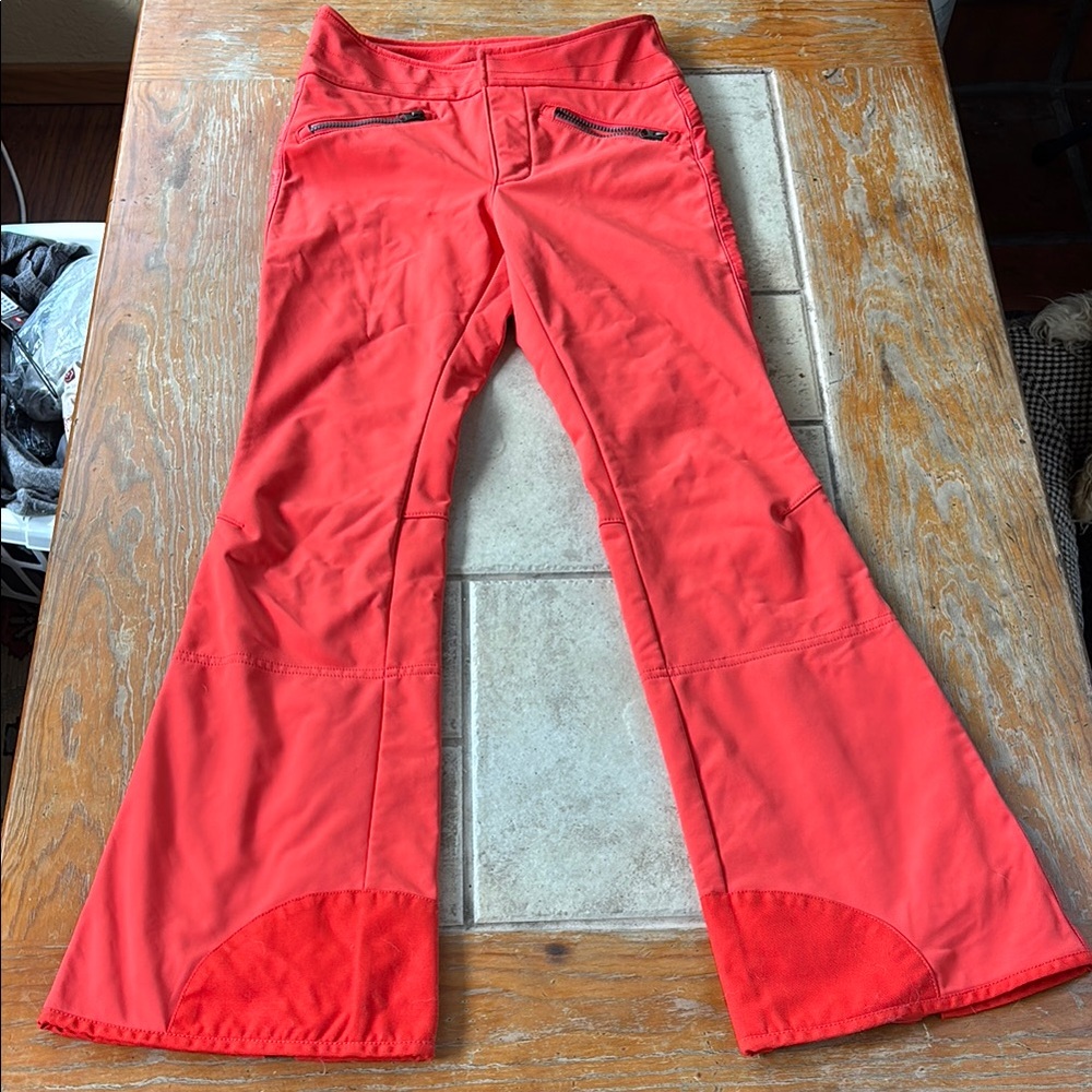 Athleta Vibrant Red Garment